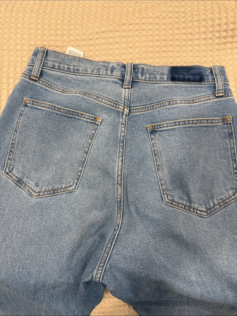 Abercrombie & Fitch Faded Light Blue High-Rise Jeans - Picture 4 of 6